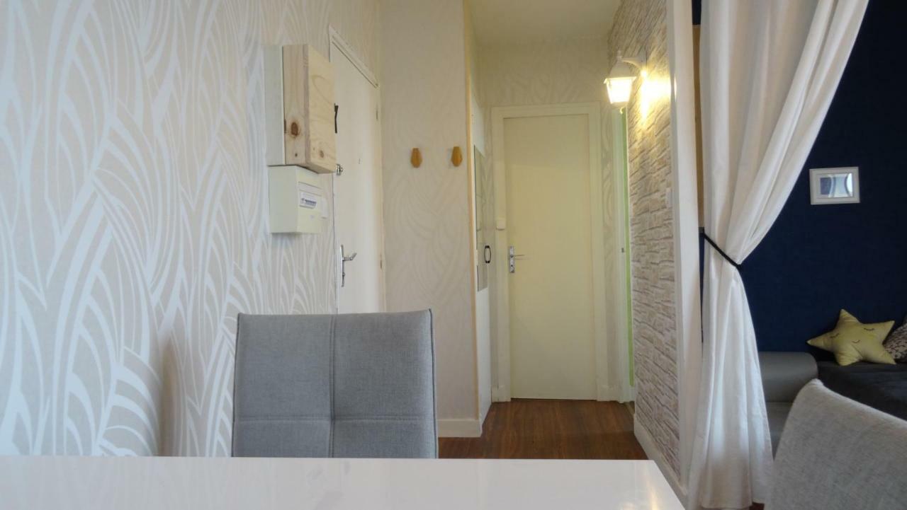 Studio Moderne Avec Jolie Vue Μουλέν Εξωτερικό φωτογραφία